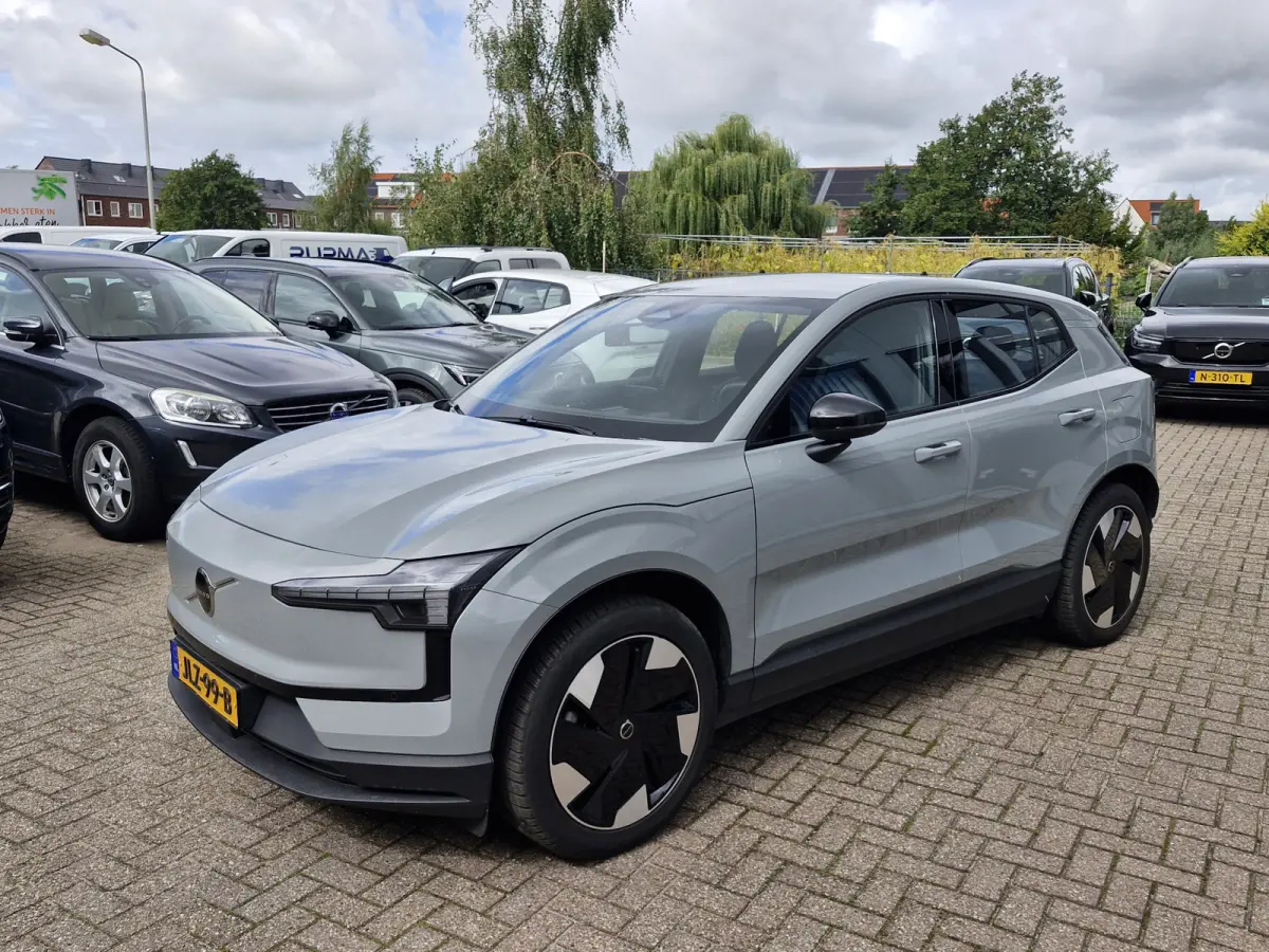 Single Motor Extended Range Plus 69 kWh | Warmte pomp | Stoelen en stuur verwarmd | camera achter | Electrische achterklep | Harman en Kardon | Elektrische stoelen