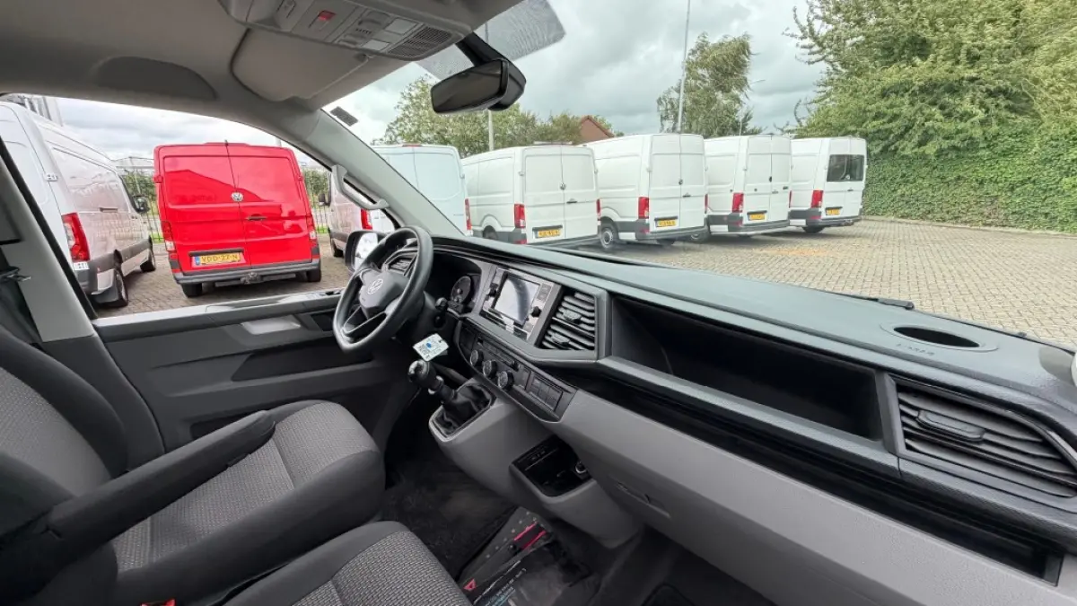 2.0 TDI 66KW 90PK DC DUBBELE CABINE L2H1 AIRCO/ APPLE CARPLAY/ CRUISE CONTROL/ 100% DEALERONDERHOUDEN