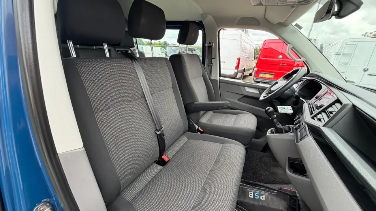 2.0 TDI 66KW 90PK DC DUBBELE CABINE L2H1 AIRCO/ APPLE CARPLAY/ CRUISE CONTROL/ 100% DEALERONDERHOUDEN