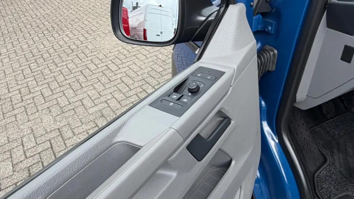 2.0 TDI 66KW 90PK DC DUBBELE CABINE L2H1 AIRCO/ APPLE CARPLAY/ CRUISE CONTROL/ 100% DEALERONDERHOUDEN