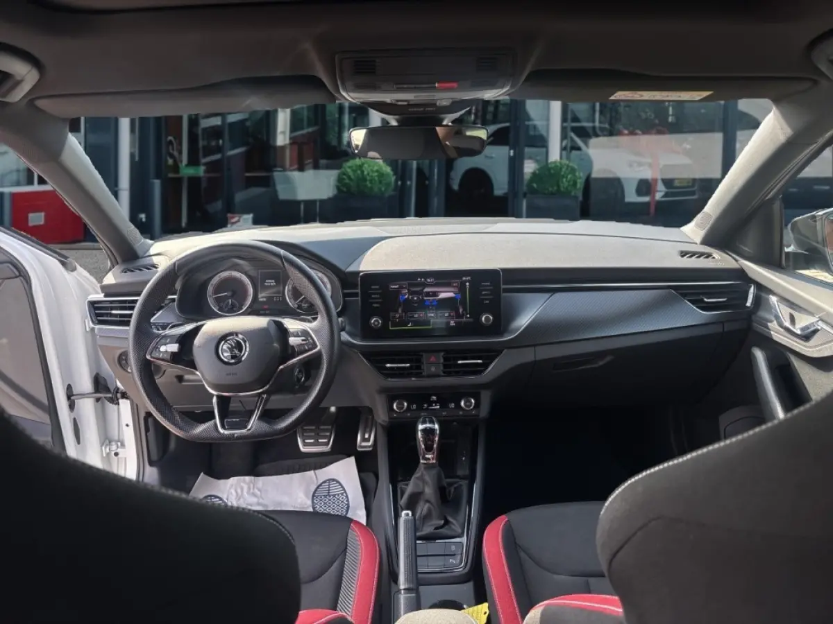 1.5 TSI DSG MONTE CARLO GLASDAK/CARPLAY/CRUISE/STOELVERW