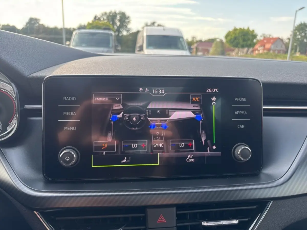 1.5 TSI DSG MONTE CARLO GLASDAK/CARPLAY/CRUISE/STOELVERW
