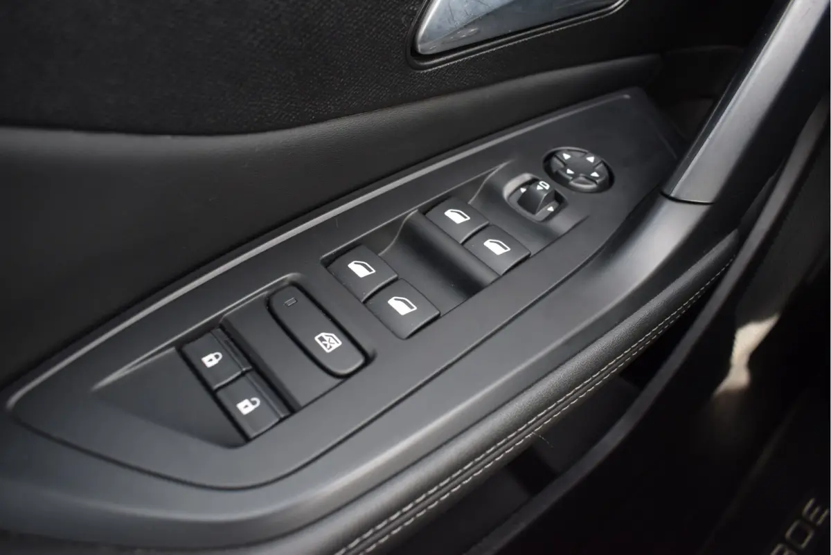 1.2 Hybrid 145 e-DCS6 Allure | NL-Auto | Camera | Adaptive Cruise Control