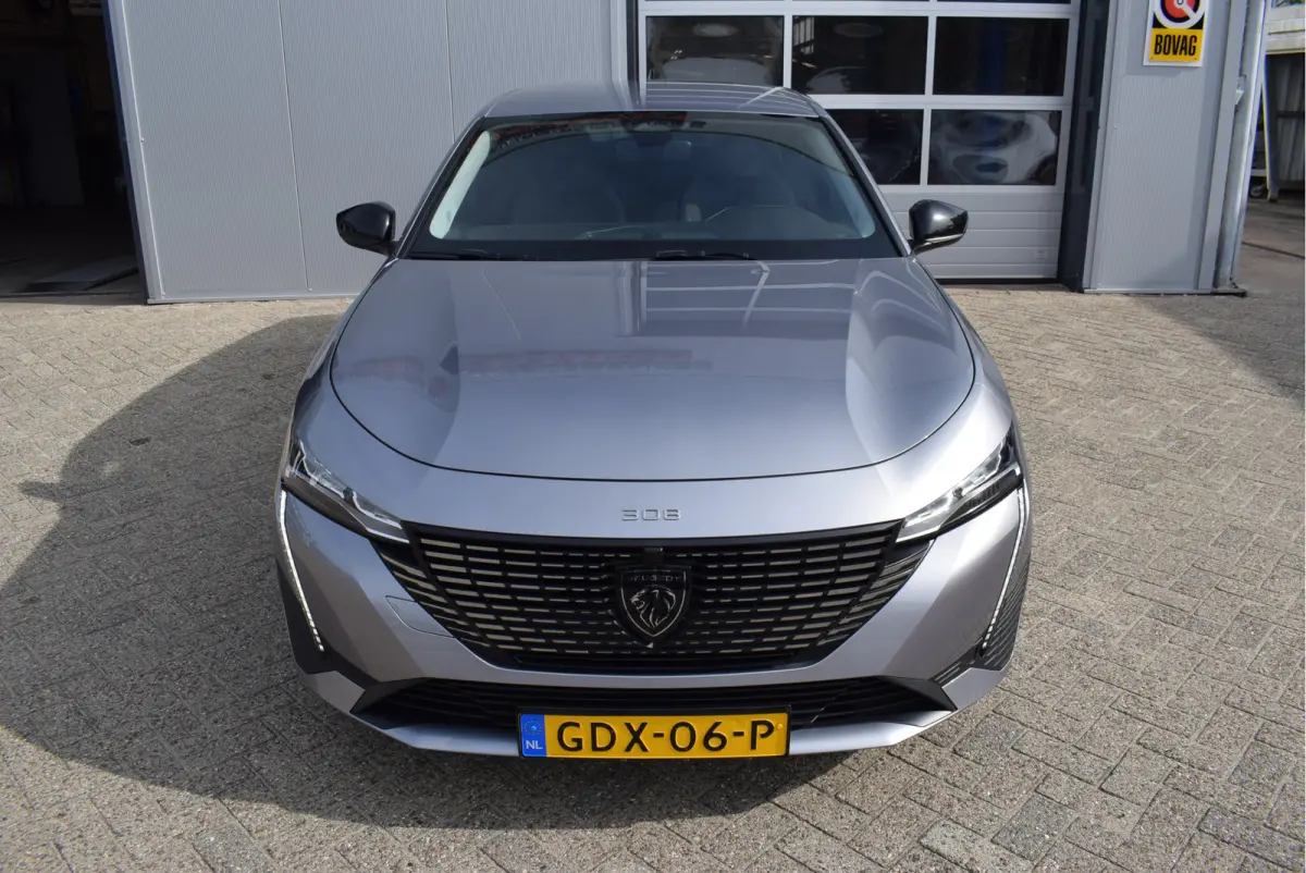 1.2 Hybrid 145 e-DCS6 Allure | NL-Auto | Camera | Adaptive Cruise Control