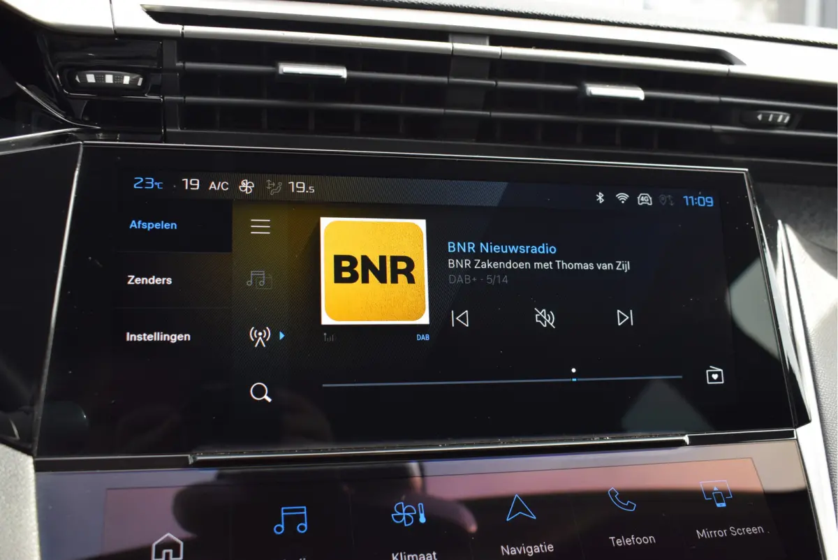 1.2 Hybrid 145 e-DCS6 Allure | NL-Auto | Camera | Adaptive Cruise Control