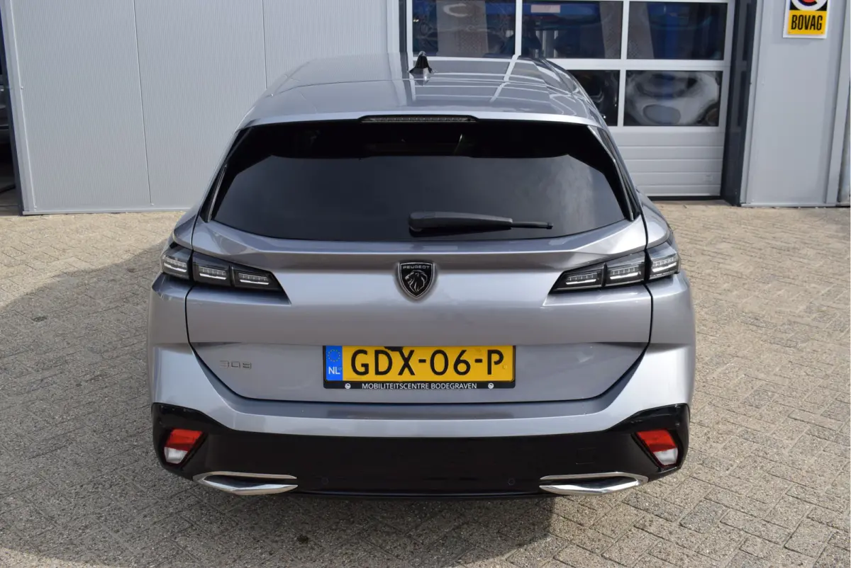 1.2 Hybrid 145 e-DCS6 Allure | NL-Auto | Camera | Adaptive Cruise Control