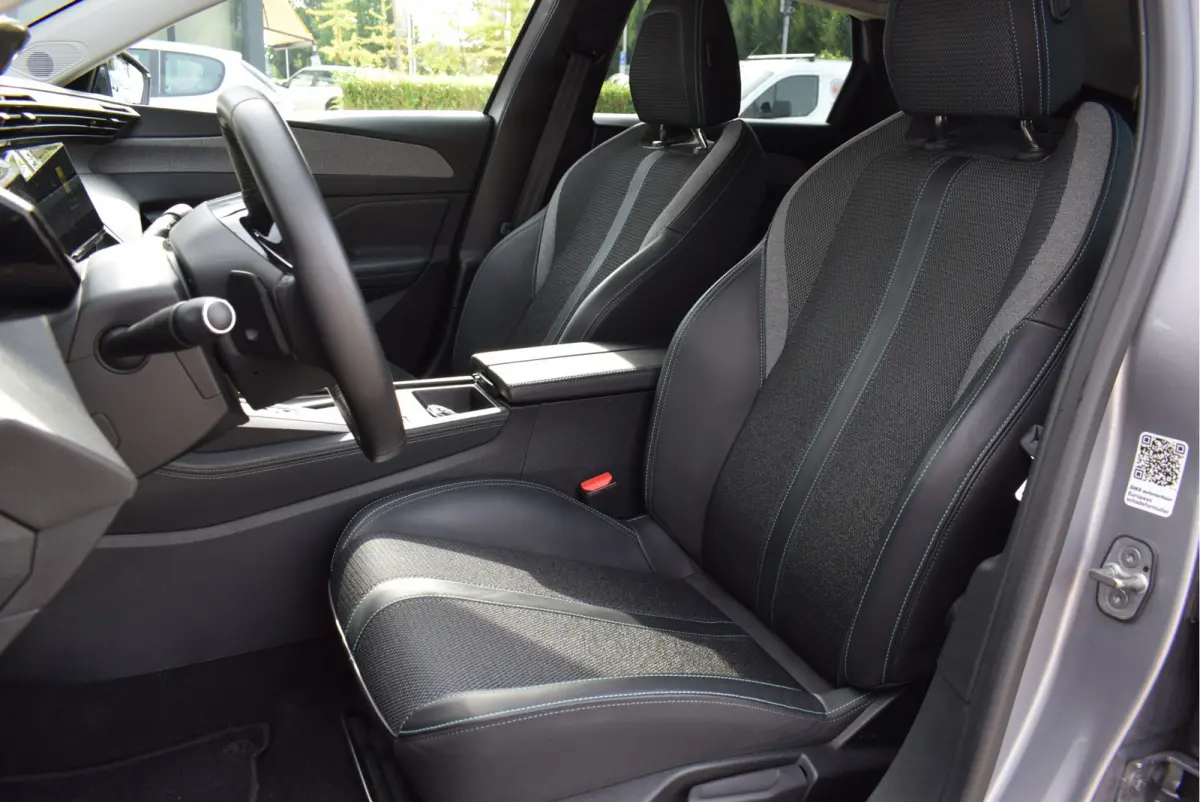 1.2 Hybrid 145 e-DCS6 Allure | NL-Auto | Camera | Adaptive Cruise Control