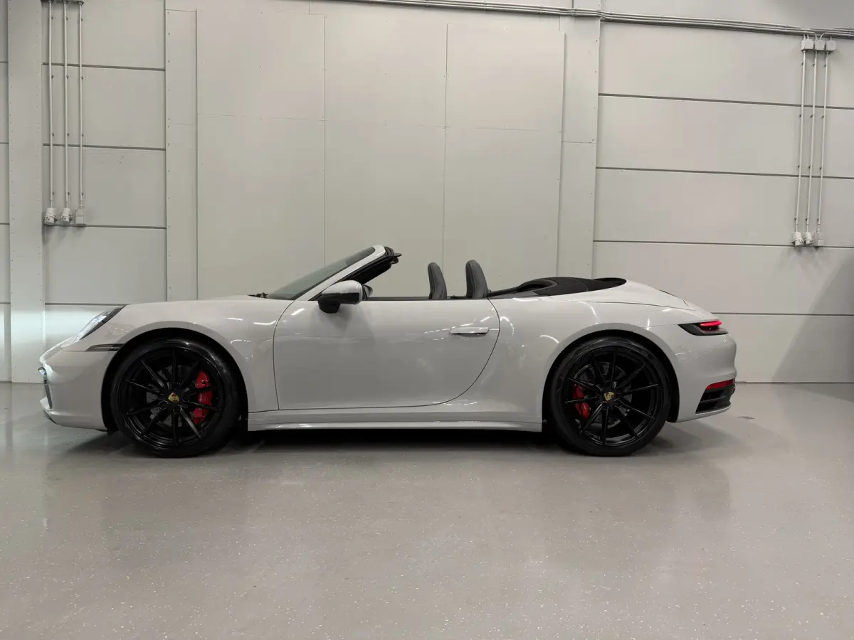3.0 Carrera S KRIJT/SPORT-CHRONO/PASM/VENTILATIE+MEMORY/4 WIELBESTURING/SPORT-UITLATEN/PDLS-LED/ACC/360AMERA/BOSE/AMBIENT/PORSCHE-DEALER HISTORIE/BTW-AUTO