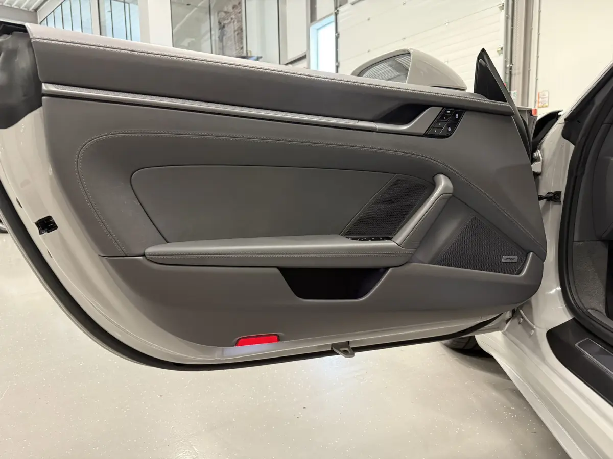 3.0 Carrera S KRIJT/SPORT-CHRONO/PASM/VENTILATIE+MEMORY/4 WIELBESTURING/SPORT-UITLATEN/PDLS-LED/ACC/360AMERA/BOSE/AMBIENT/PORSCHE-DEALER HISTORIE/BTW-AUTO