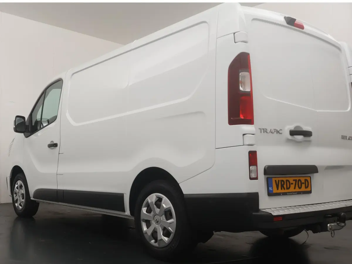 L1H1 T29 GB dCi 130 Work Edition | Trekhaak | Parkeercamera | Navigatie |