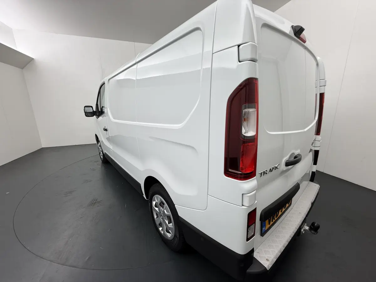 L1H1 T29 GB dCi 130 Work Edition | Trekhaak | Parkeercamera | Navigatie |