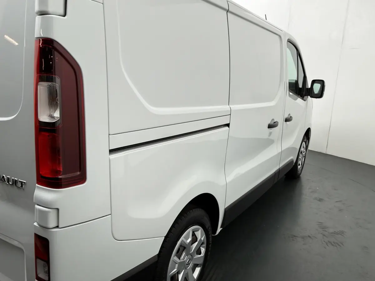 L1H1 T29 GB dCi 130 Work Edition | Trekhaak | Parkeercamera | Navigatie |