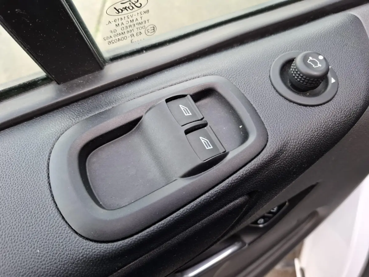 280 2.0 TDCI L2H1 Trend AUTOMAAT / CRUISE CONTROLE / AIRCO / 3 ZITS