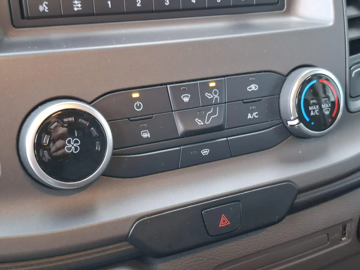 280 2.0 TDCI L2H1 Trend AUTOMAAT / CRUISE CONTROLE / AIRCO / 3 ZITS