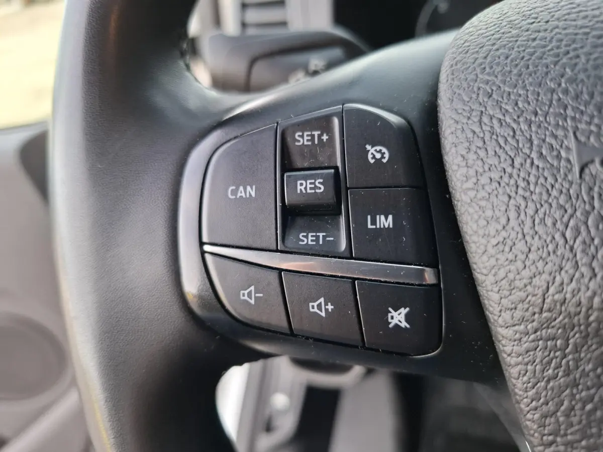280 2.0 TDCI L2H1 Trend AUTOMAAT / CRUISE CONTROLE / AIRCO / 3 ZITS