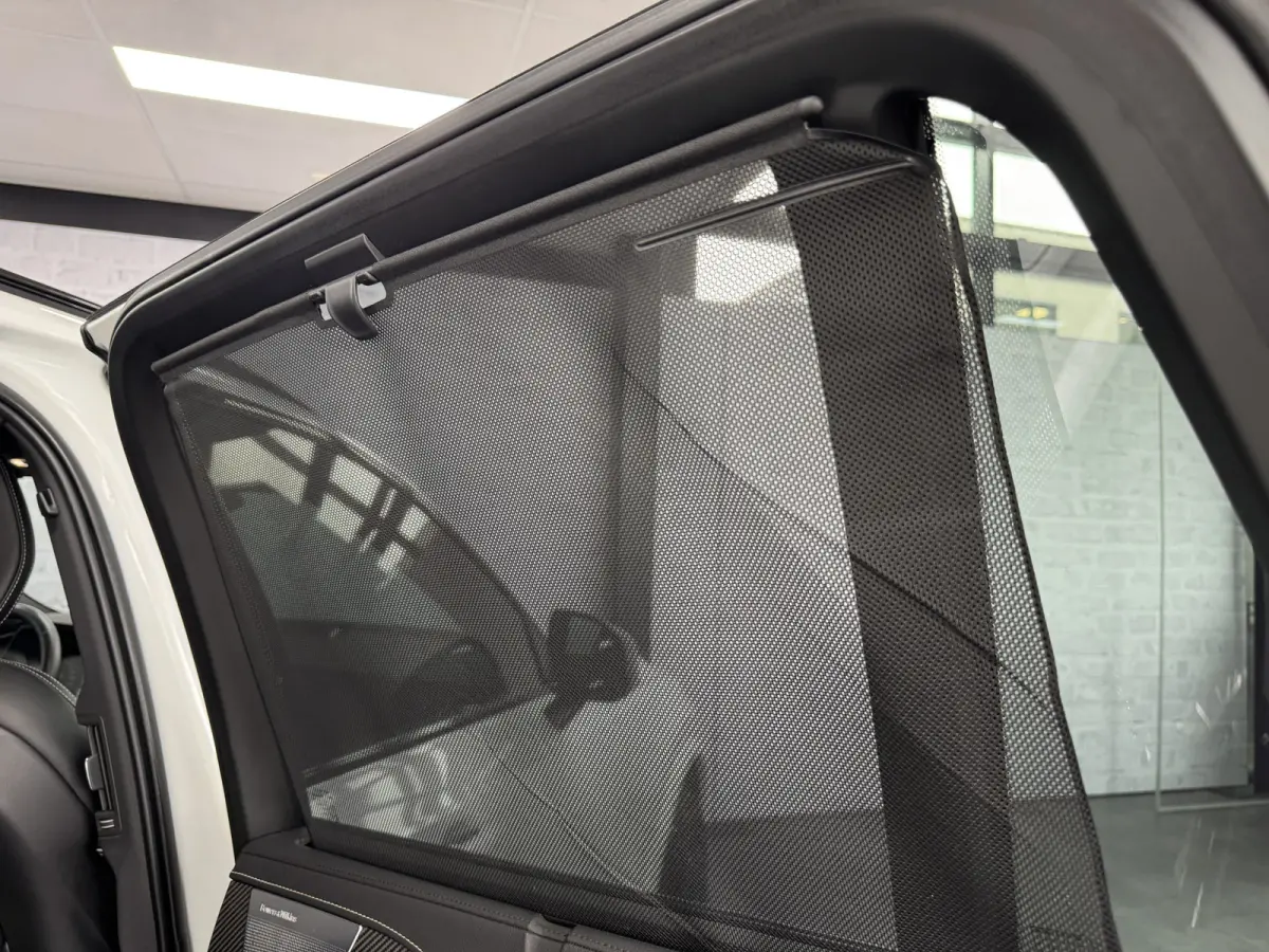 2.0 T8 PHEV AWD R-Design B&W Luchtvering Trekhaak HUD Pilot Assist Polestar Engineered