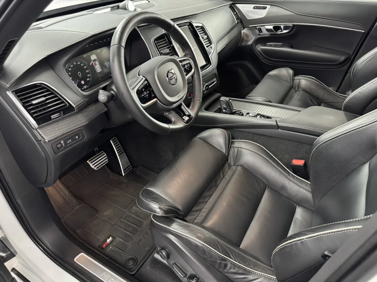 2.0 T8 PHEV AWD R-Design B&W Luchtvering Trekhaak HUD Pilot Assist Polestar Engineered