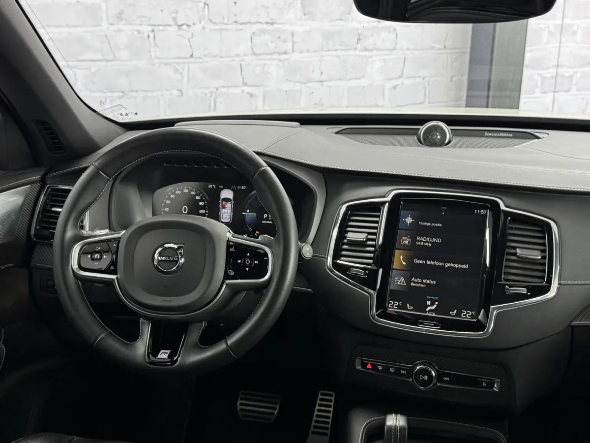 2.0 T8 PHEV AWD R-Design B&W Luchtvering Trekhaak HUD Pilot Assist Polestar Engineered