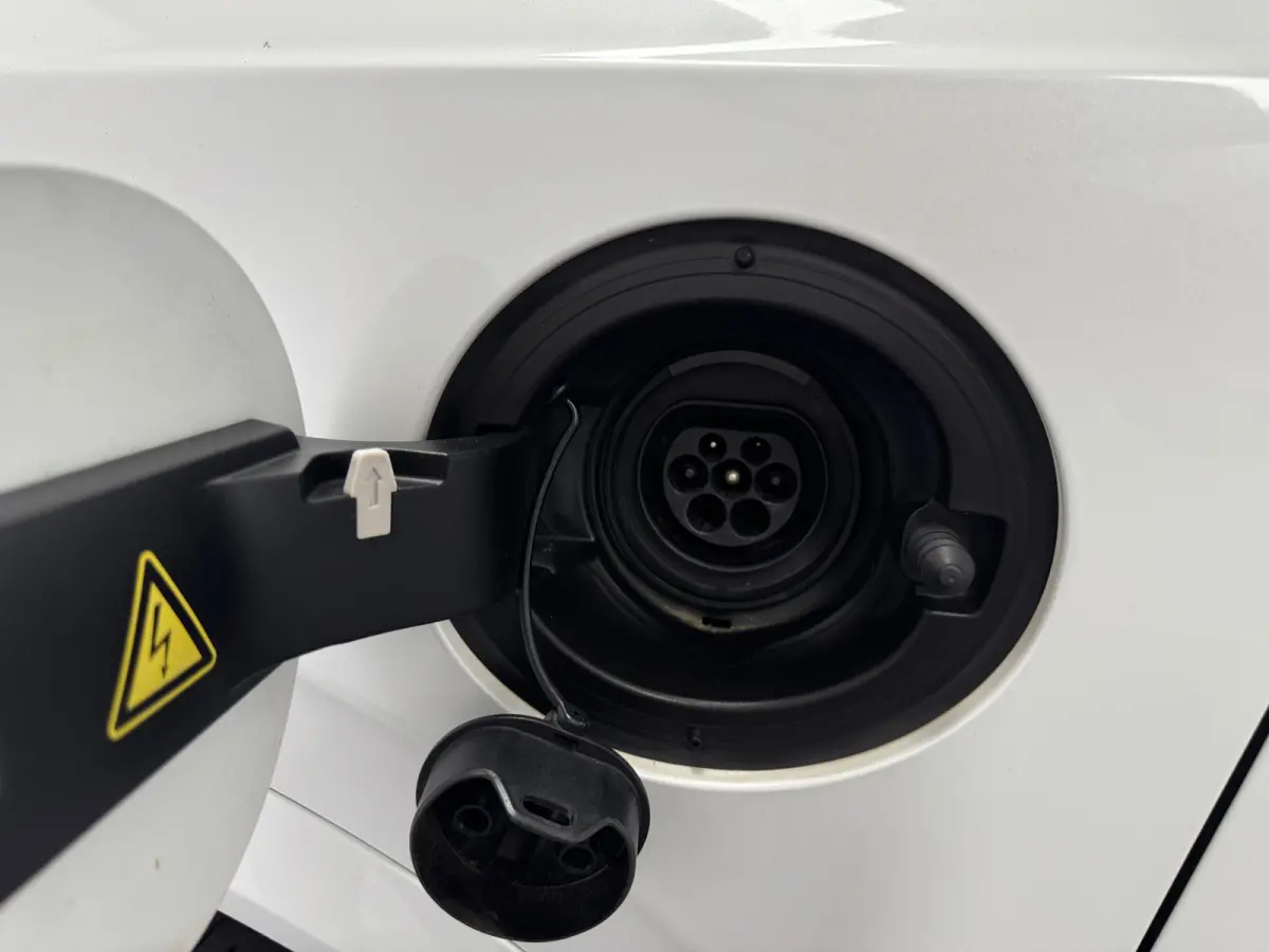 2.0 T8 PHEV AWD R-Design B&W Luchtvering Trekhaak HUD Pilot Assist Polestar Engineered