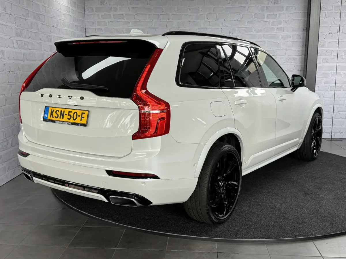 2.0 T8 PHEV AWD R-Design B&W Luchtvering Trekhaak HUD Pilot Assist Polestar Engineered
