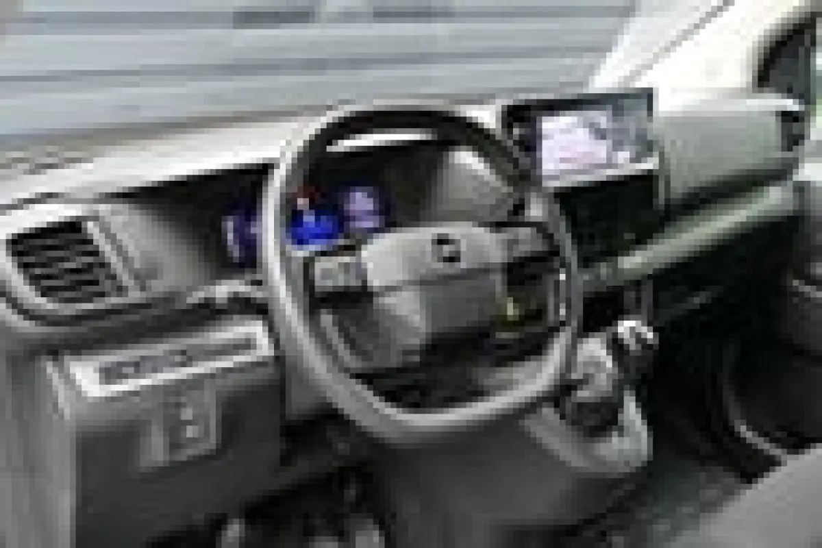 2.0 DIESEL 145PK L2H1 / CAMERA / STOEL-STUURVERWARMING / 3-ZITS / BETIMMERING / NAVI / AIRCO / LED / PDC / BLUETOOTH / CRUISECONTROL / 1E EIGENAAR / SCHITTERENDE STAAT !!