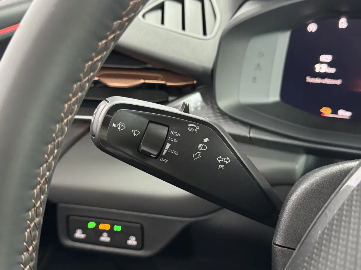 1.5 TSI e-Hybrid Pano Trekhaak Sennheiser HUD 360camera