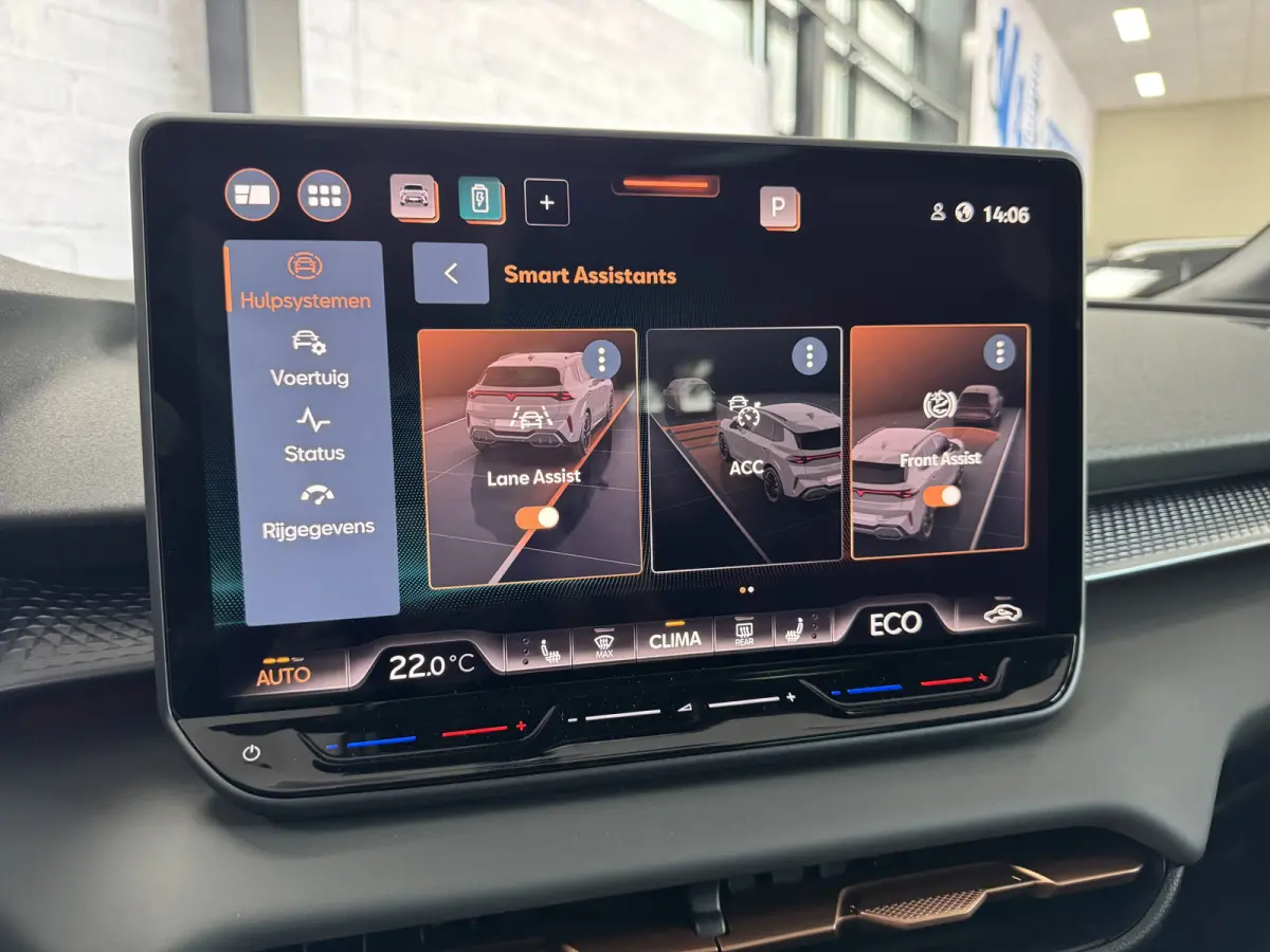 1.5 TSI e-Hybrid Pano Trekhaak Sennheiser HUD 360camera