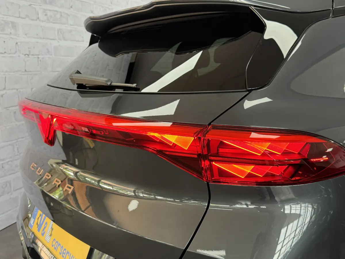 1.5 TSI e-Hybrid Pano Trekhaak Sennheiser HUD 360camera