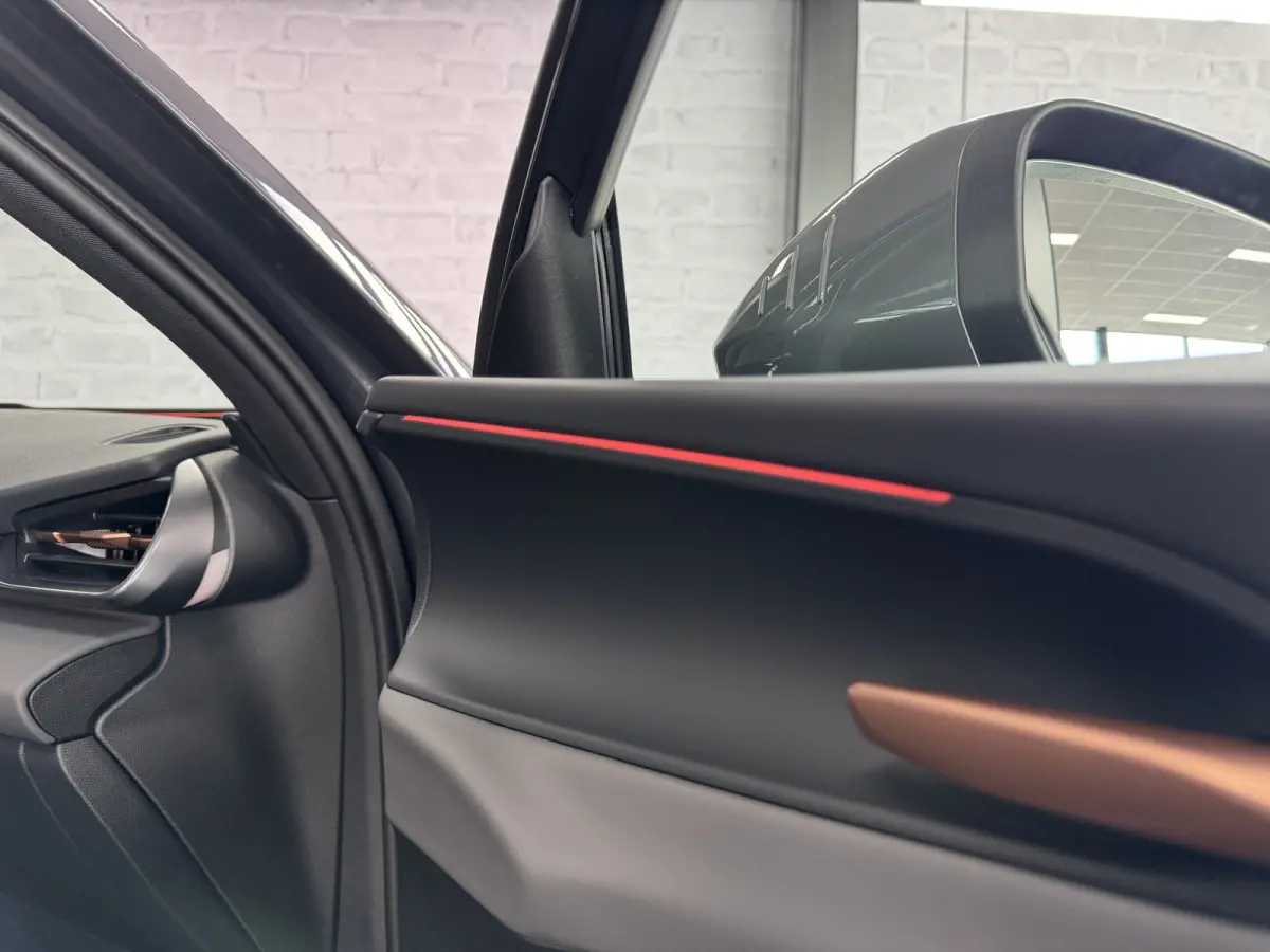 1.5 TSI e-Hybrid Pano Trekhaak Sennheiser HUD 360camera