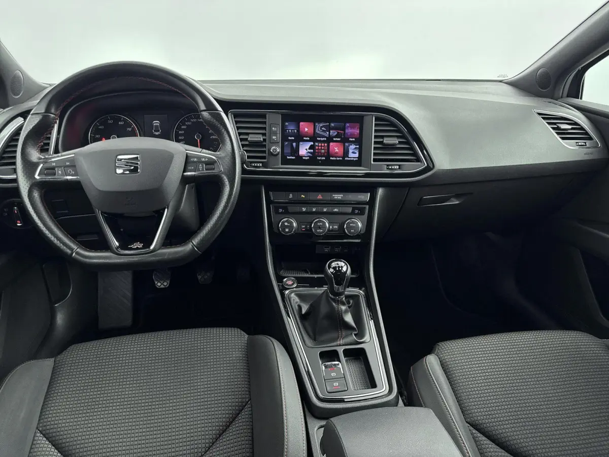 1.0 TSI FR Business Intense | CAMERA | CLIMATE CONTROL | CRUISE CONTROL | KEYLESS | APPLE CARPLAY / ANDROID AUTO | PARKEERSENSOREN |