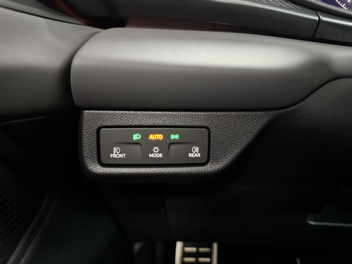 1.5 TSI e-Hybrid Pano Trekhaak Sennheiser HUD 360camera
