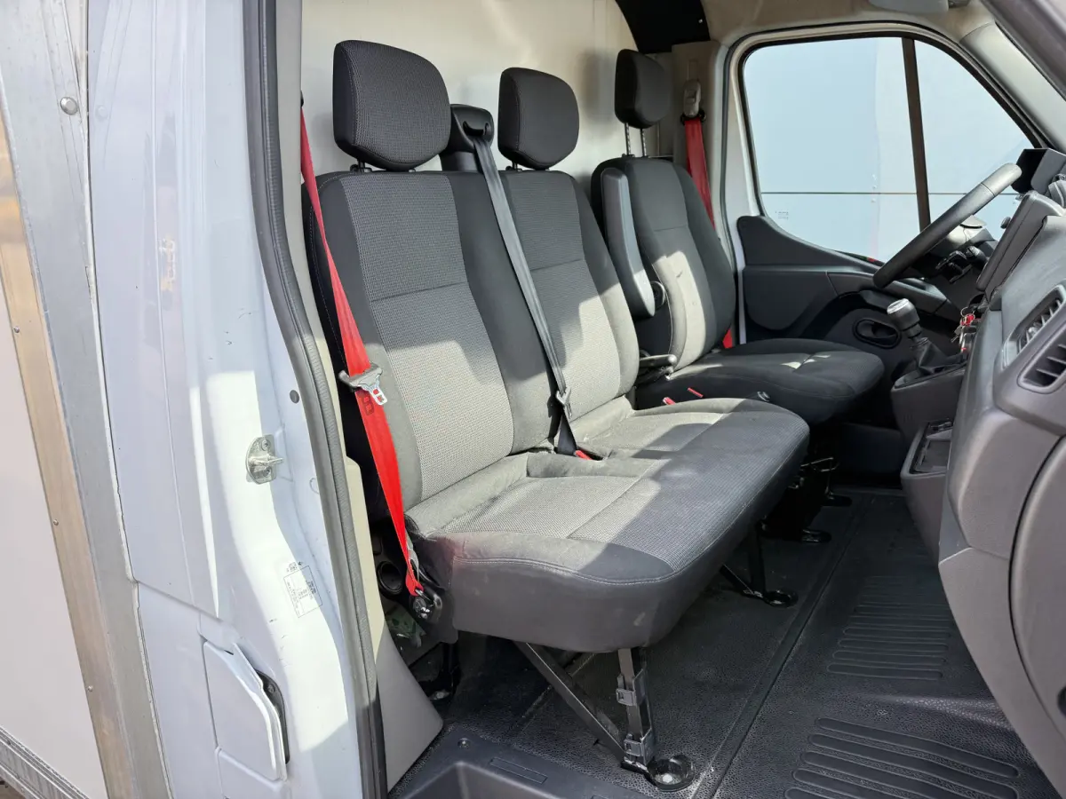 Plancher T35 2.0 DCi 145PK Lowliner Bakwagen Airco Cruise Control Camera Meubelbak Foodtruck