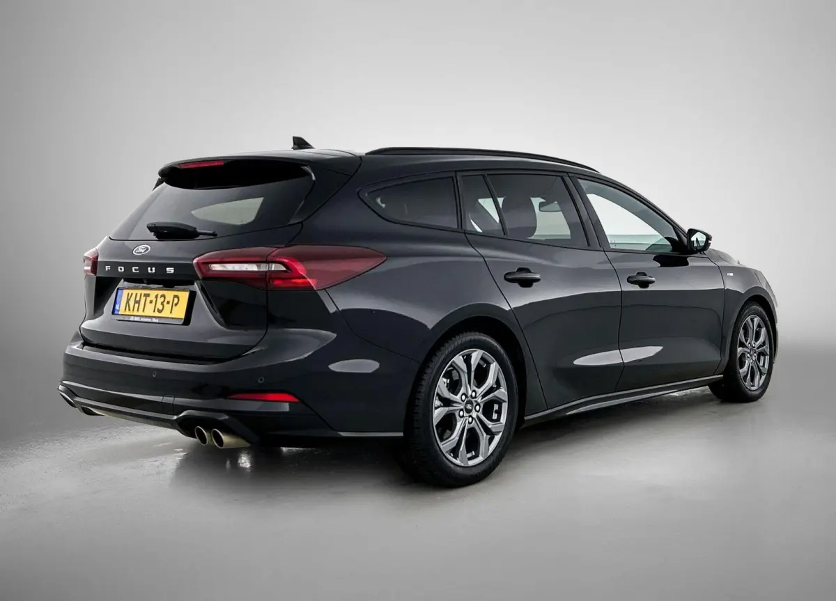 1.0 EcoBoost Hybrid ST Line X CAMERA | NAVI & CARPLAY | AD-CRUISE | WINTER-PACK