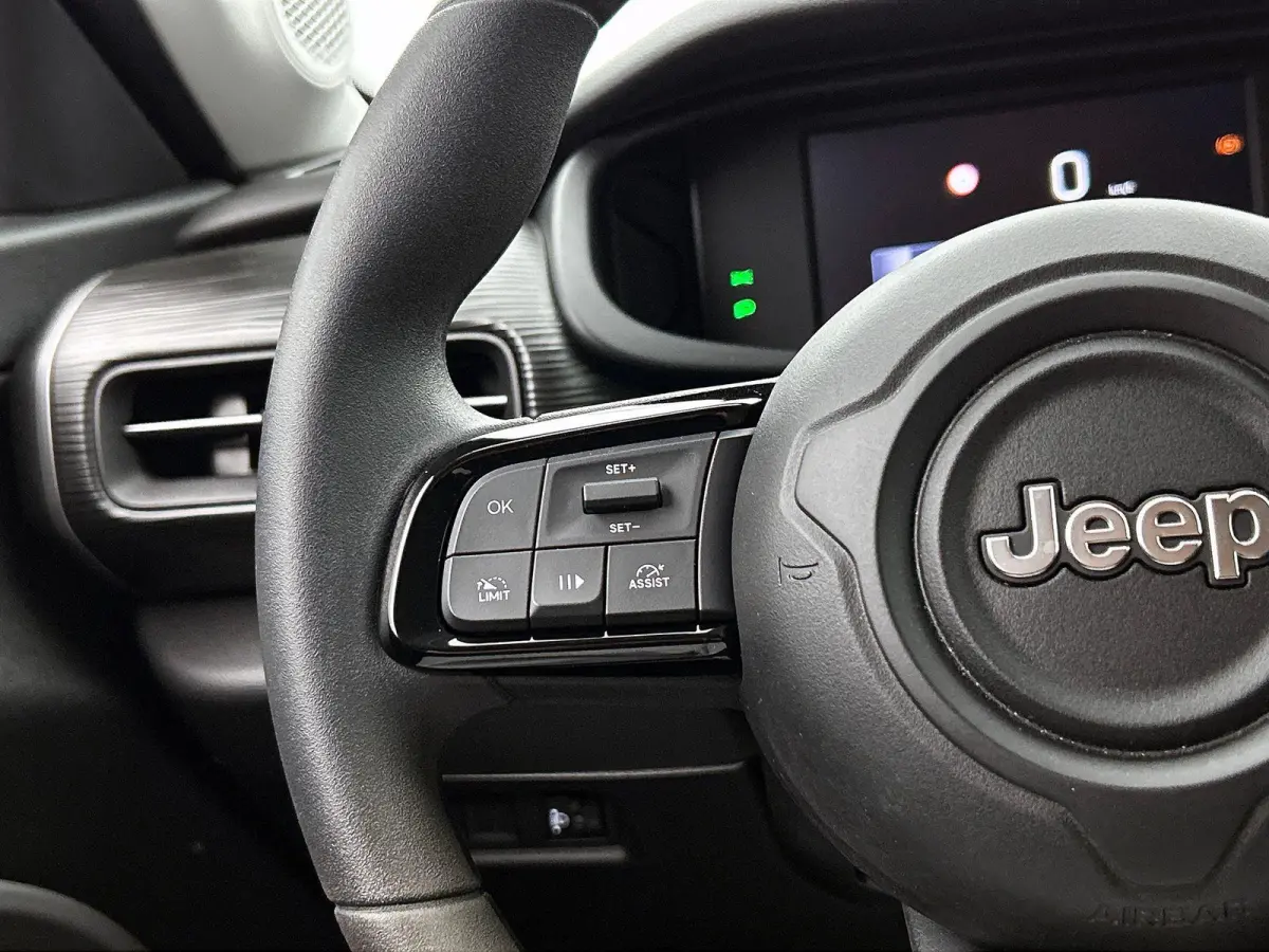 1.2 Longitude CARPLAY-NAVI | CLIMA | CRUISE