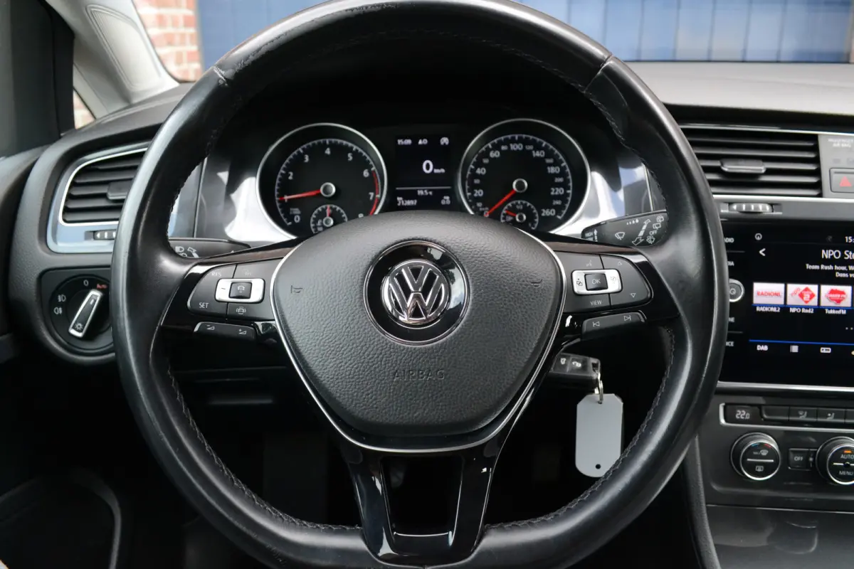 1.0 TSI Comfortline | Trekhaak | PDC | Adaptieve Cruise | Carplay/Android Auto | Navigatie