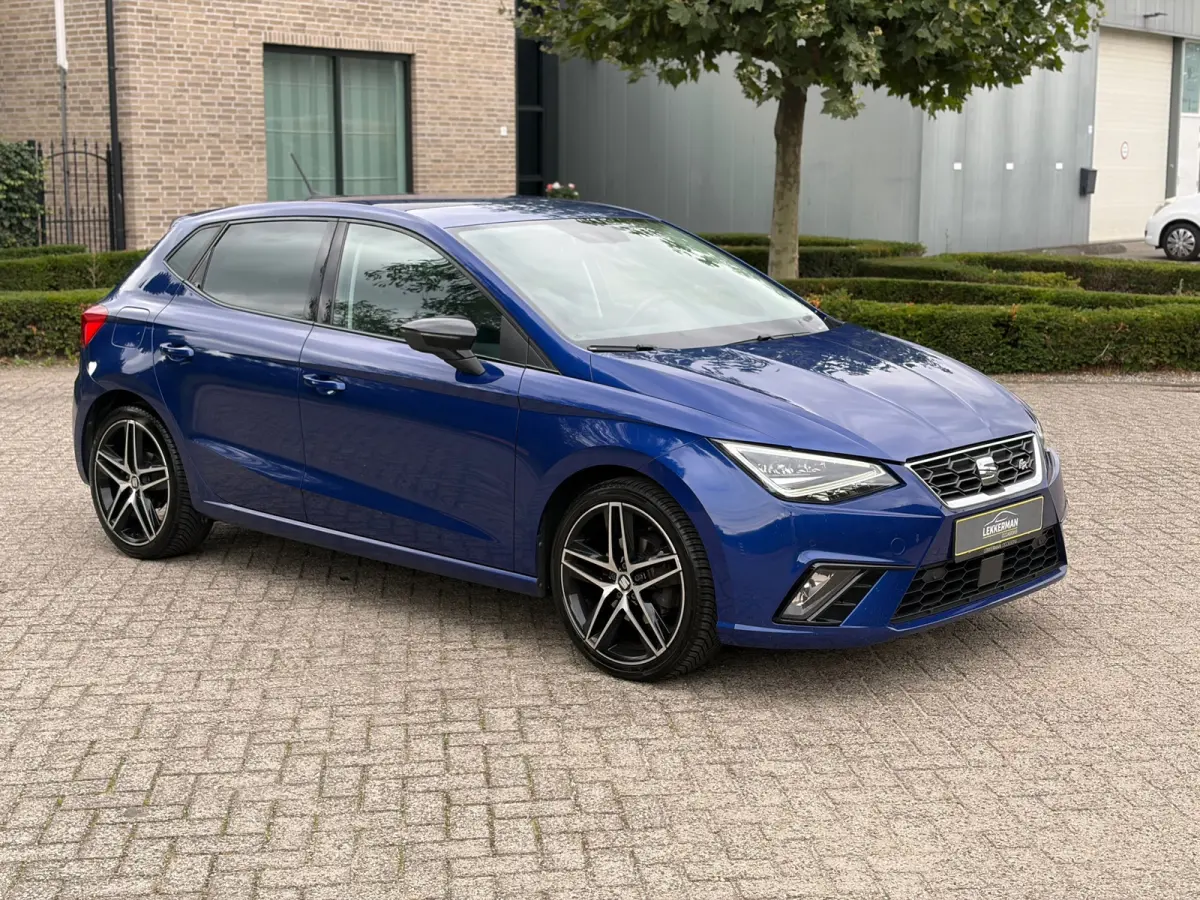 1.0 TSI FR DSG I CAMERA I ALCANTARA I PDC I CRUISE I CLIMA