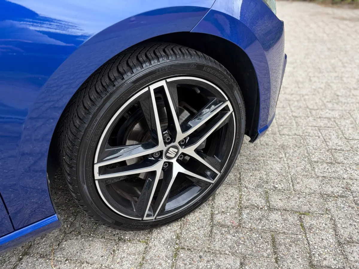 1.0 TSI FR DSG I CAMERA I ALCANTARA I PDC I CRUISE I CLIMA