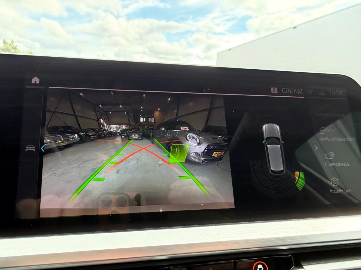 330e xDrive High Executive LASER Panoramadak trekhaak