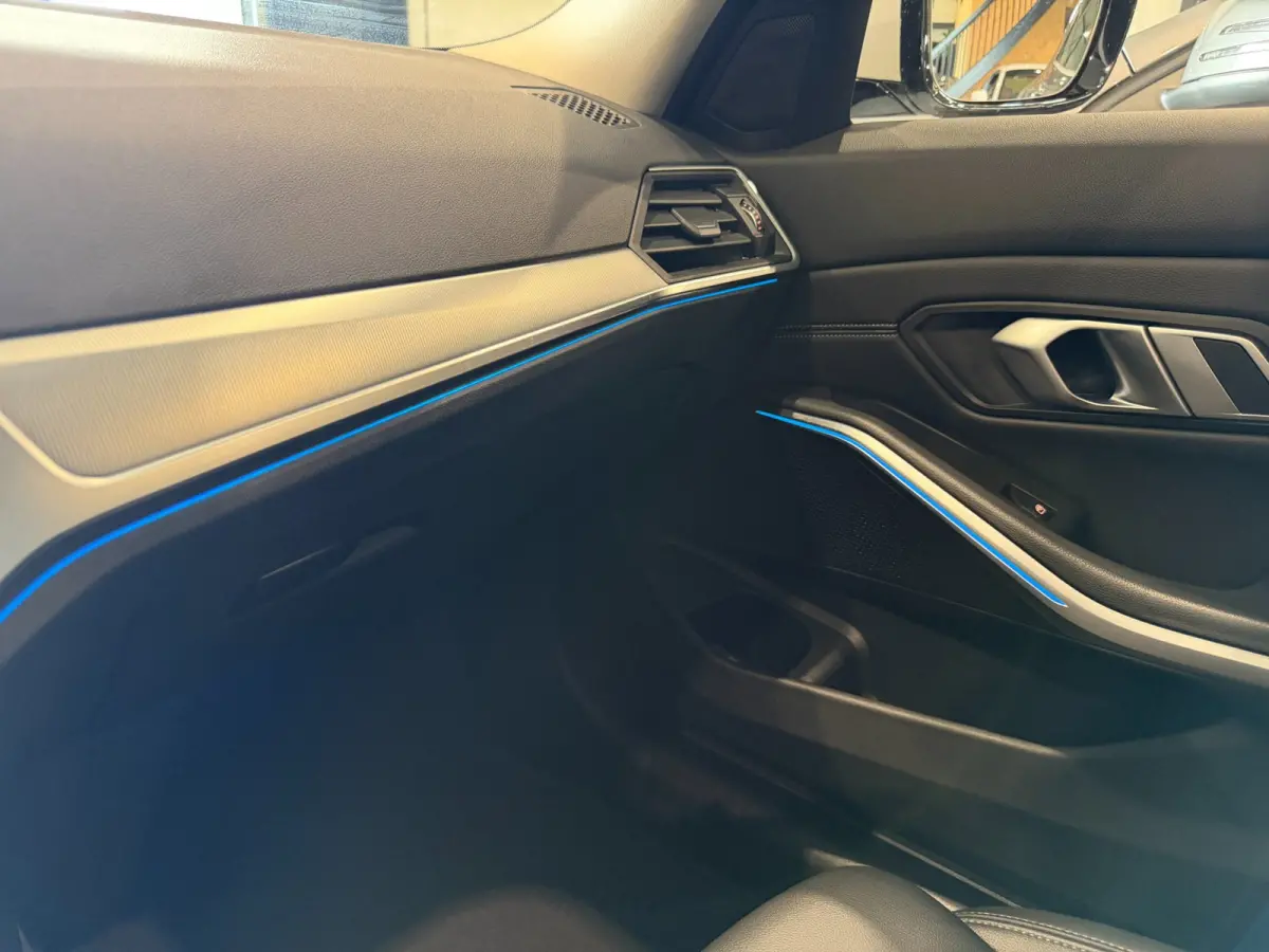 330e xDrive High Executive LASER Panoramadak trekhaak