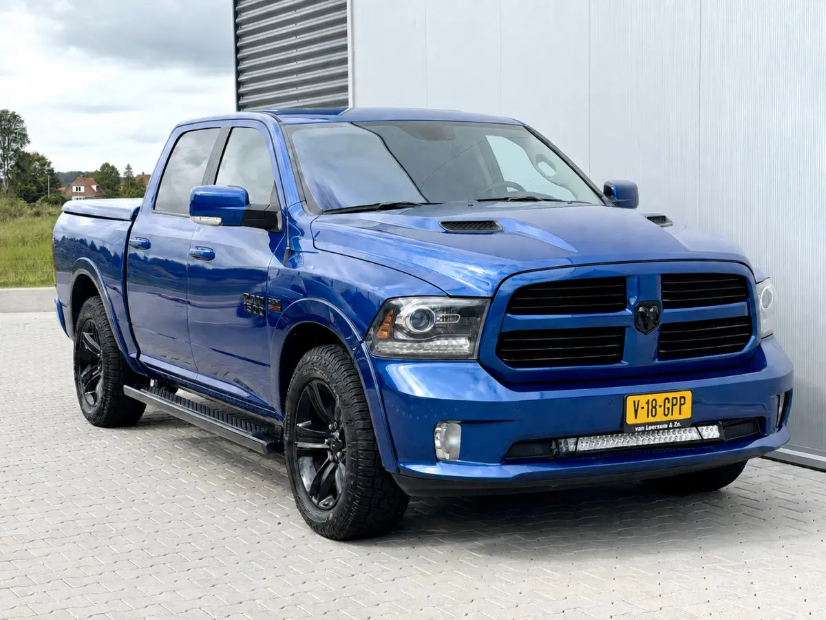 1500 4X4 5.7 V8 4x4 Crew Cab 5'7 Rebel