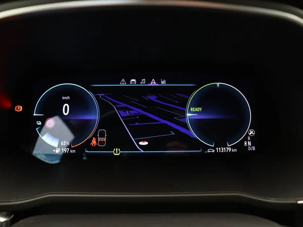R135 Intens 52 kWh | Achteruitrijcamera | Navigatie | Cruise control | LED verlichting | Dodehoek detectie | Parkeersensoren |
