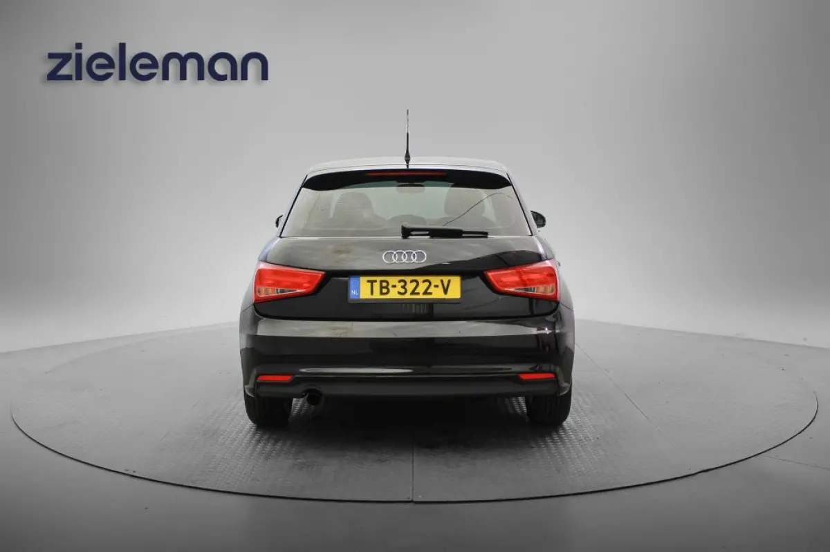 1.0 TFSI 5 Deurs - Cruise, Lichtmetalen Velgen, Getint Glas