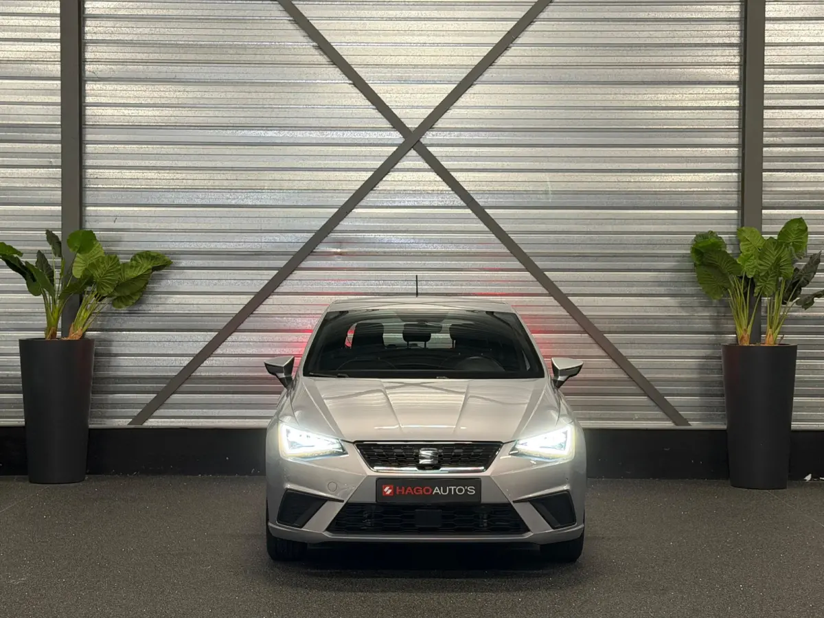 1.0 TSI BEATS 115-PK/LED/CAPLAY/CAMERA/PDC/NAVI/FRONT-ASSIST/STOELVERW/CLIMATE/HALF-LEDER-ALCANTARA/12-MND-GARAN