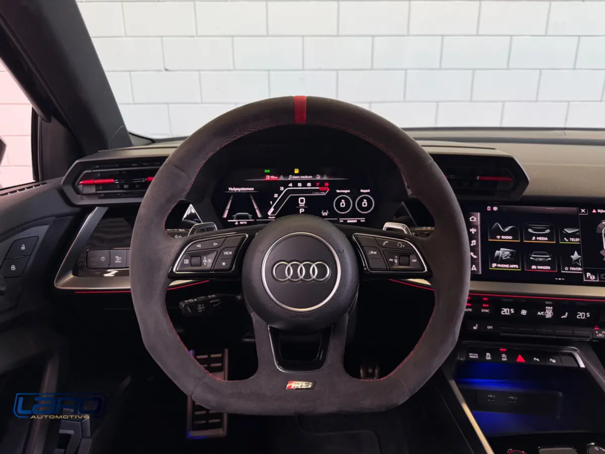 2.5 TFSI RS 3 quattro | RS uitlaat B&O RS Seats Matrix ACC Sfeer Camera