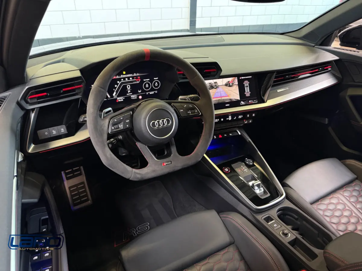 2.5 TFSI RS 3 quattro | RS uitlaat B&O RS Seats Matrix ACC Sfeer Camera