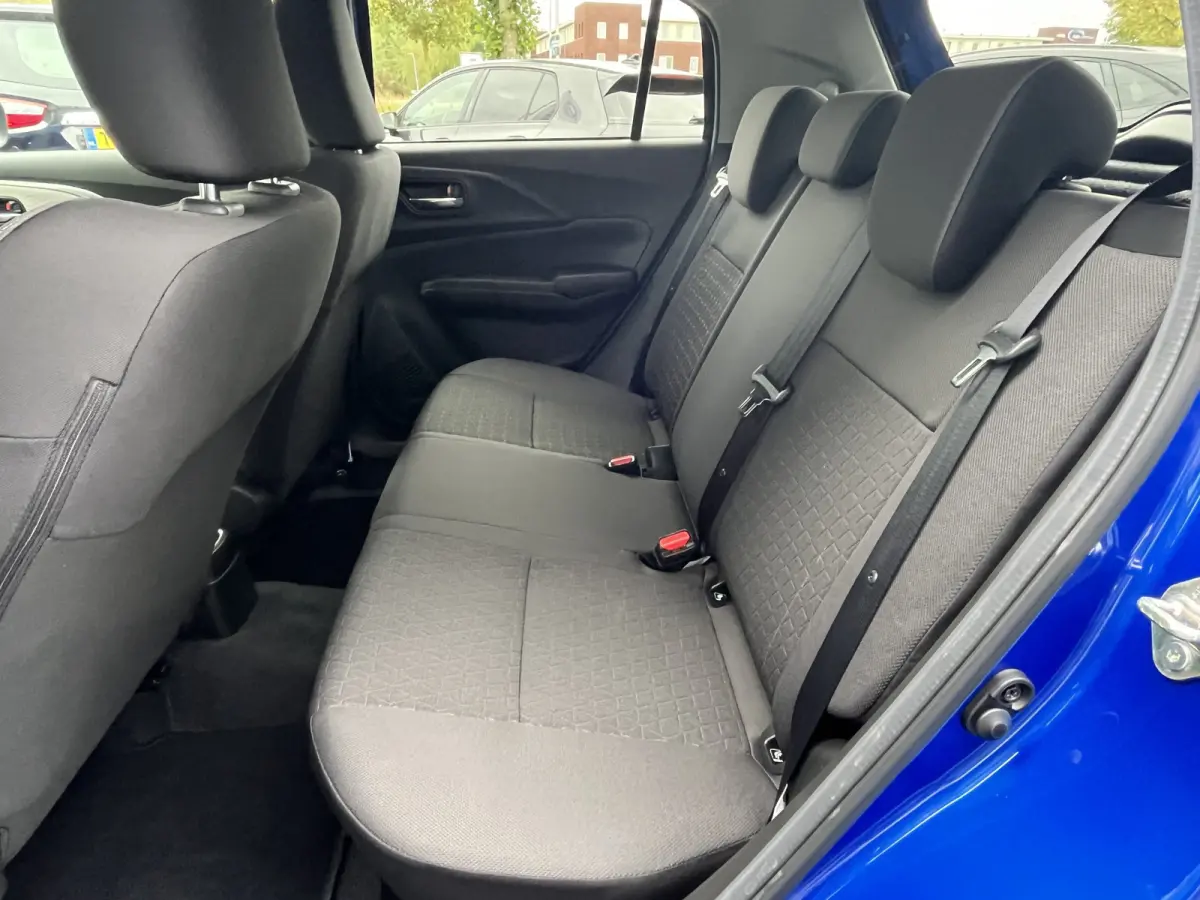 1.2 Smart Hybrid Style CVT Automaat | In meerdere kleuren leverbaar | €2.200,- voordeel | Adapt. Cruise | Camera | Stoelverwarming | 16'' | Dodehoek | Carplay/Android Auto | Smart Entry |