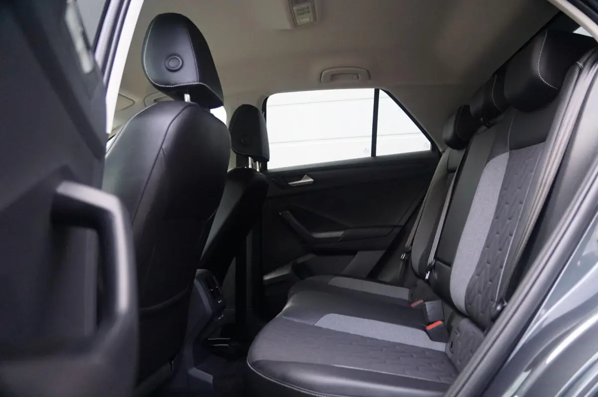 1.0 TSI 115pk Life Edition | Side Assist | Navigatie | Travel Assist