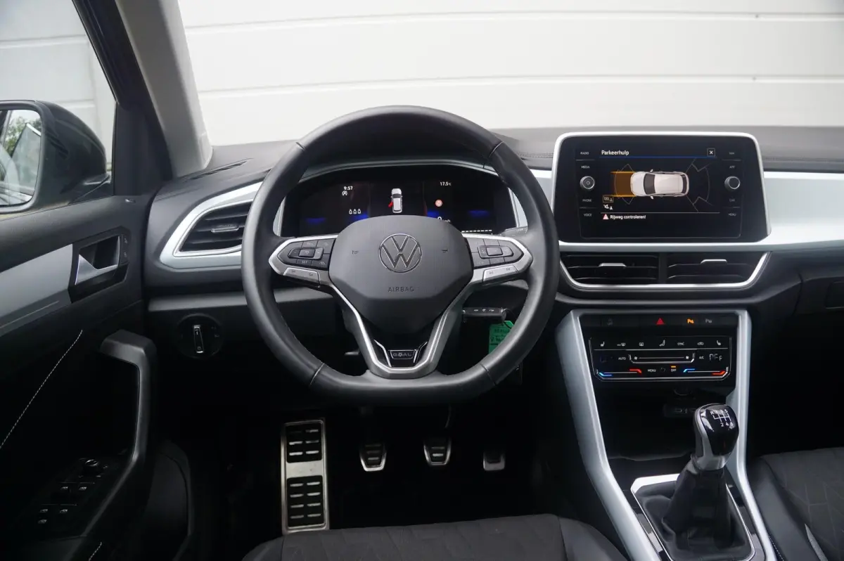 1.0 TSI 115pk Life Edition | Side Assist | Navigatie | Travel Assist
