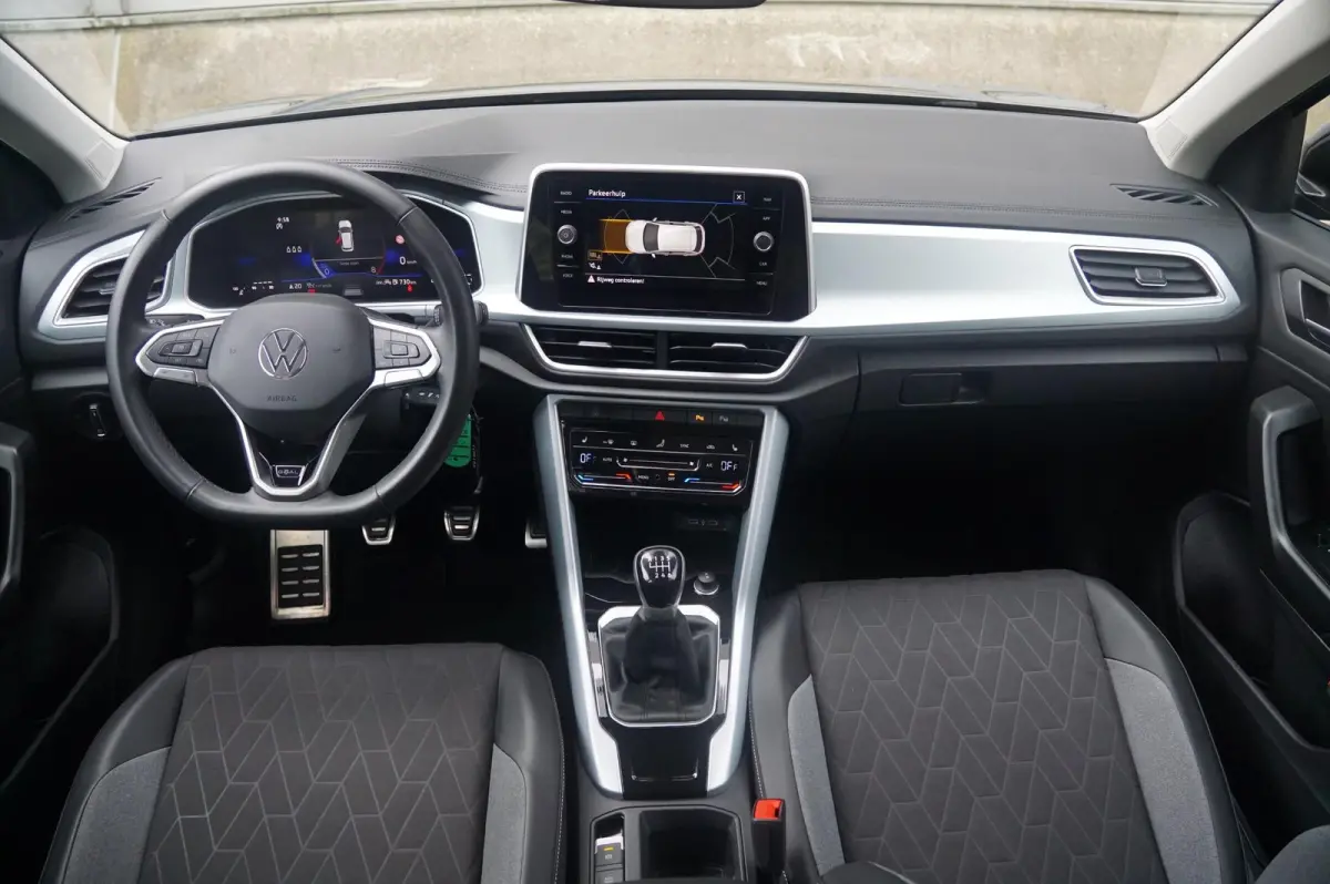 1.0 TSI 115pk Life Edition | Side Assist | Navigatie | Travel Assist