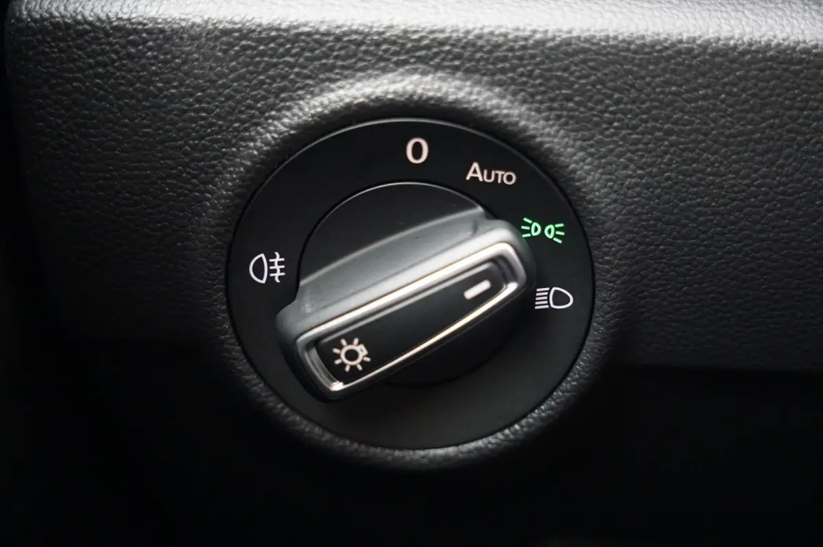 1.0 TSI 115pk Life Edition | Side Assist | Navigatie | Travel Assist